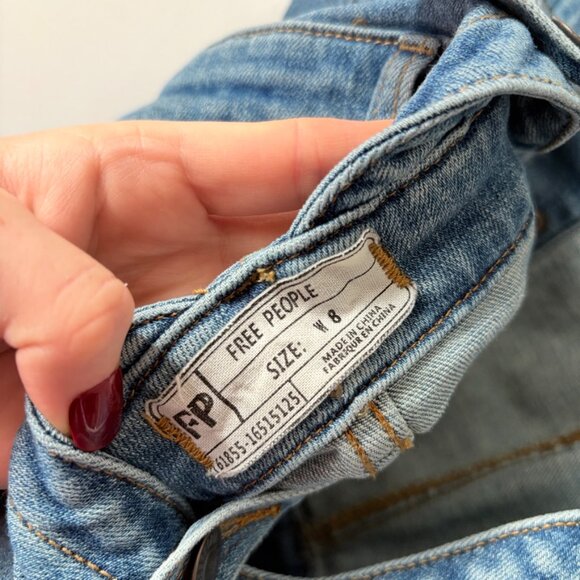 Free People Denim Button Front Gracie Pinafore Dress Size 8 - Picture 7 of 8